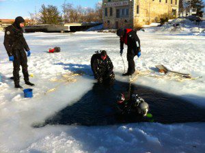 ice diving scuba class, ice diving specialty class, ice diving, scuba diving, scuba lessons